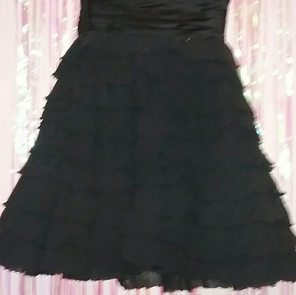 Betsey johnson formal dress - Picture 2 of 2